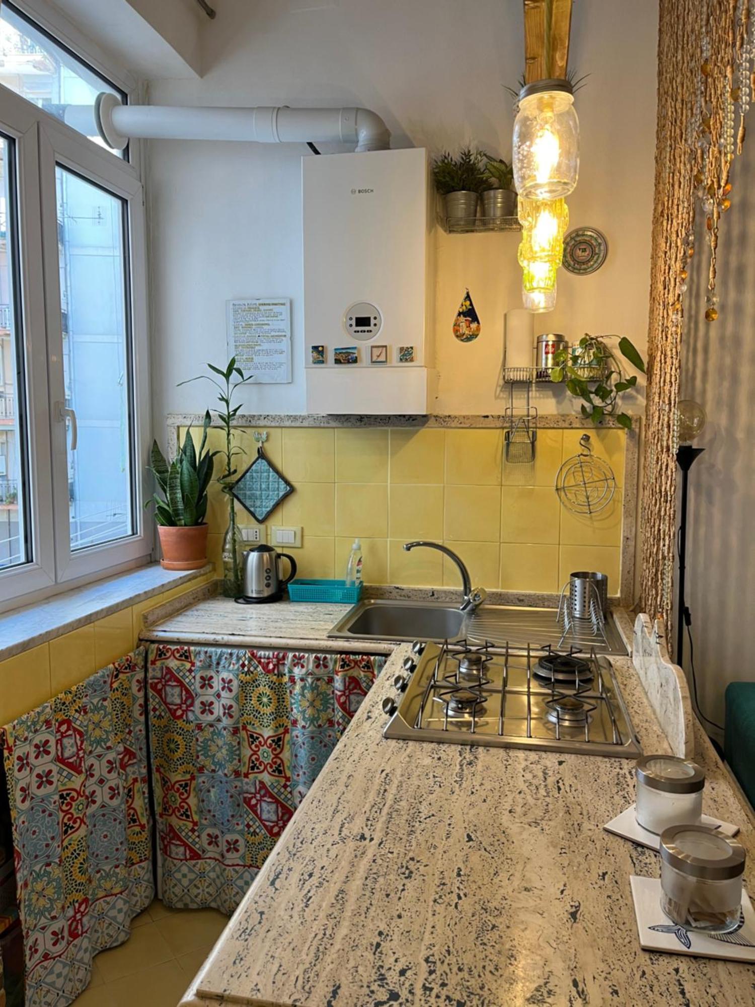 Casa Vacanze Seahorse Salerno Esterno foto