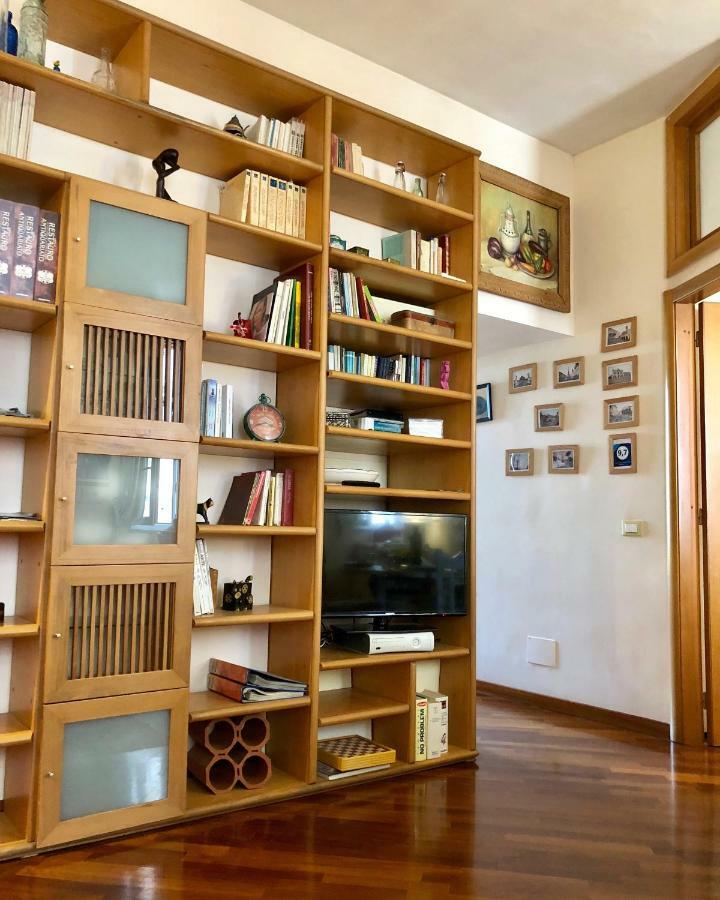 Casa Vacanze Seahorse Salerno Esterno foto